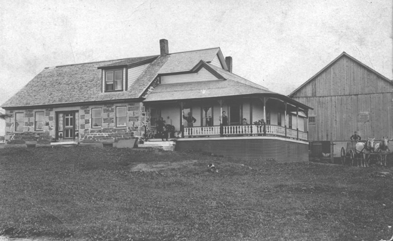 BadgerFarm_StoneHouseCabotPlains.jpg