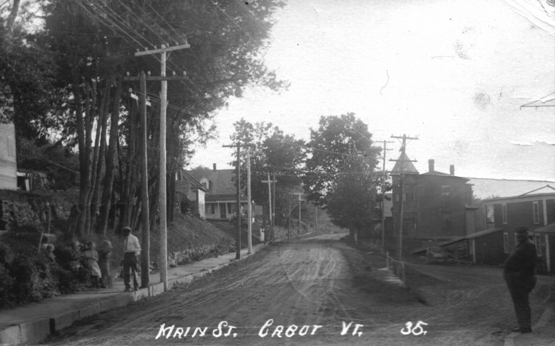 MainStLookingSouthPostmarked1913.jpg