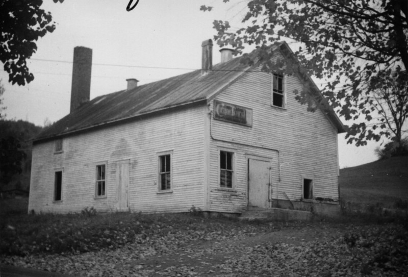 MARSHFIELDVILLAGECREAMERYCIRCA1950.jpg